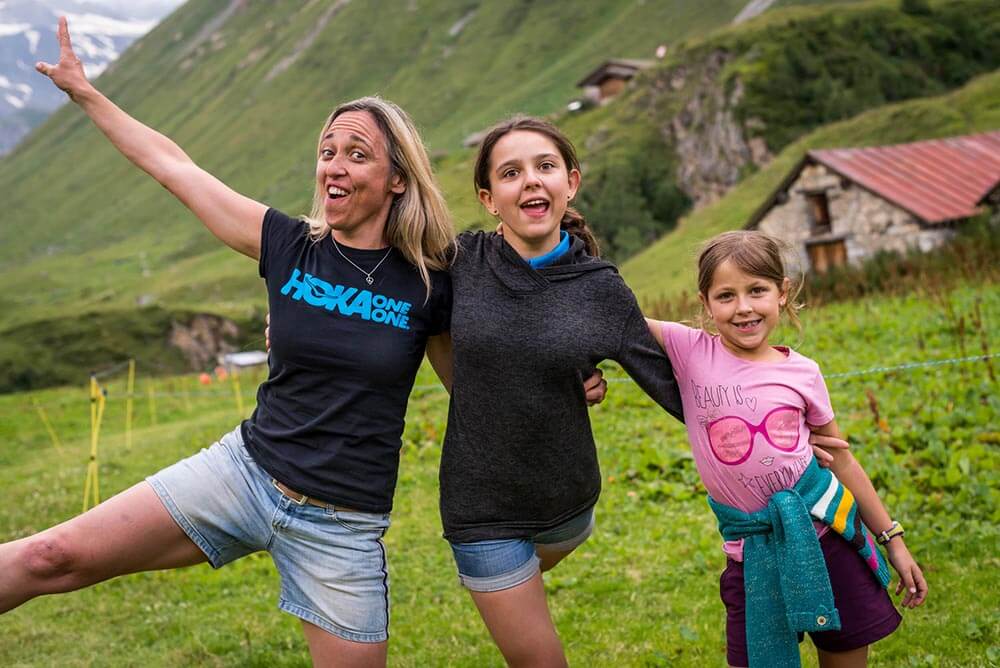 HOKA athlete Julien Chorier's wife and two daughters