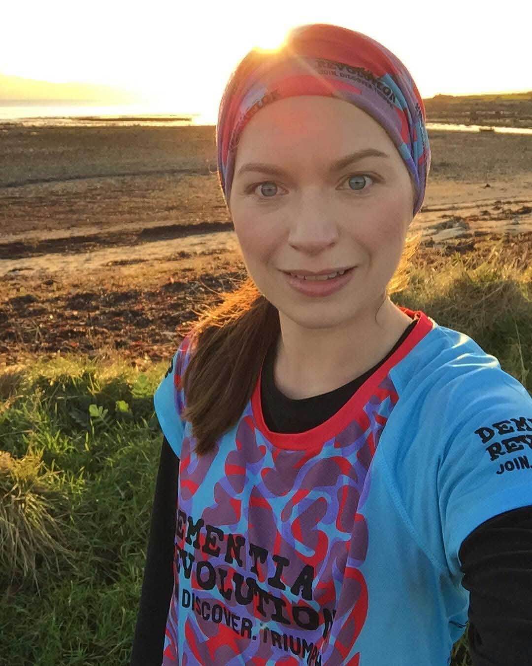 HOKA fan Louisa readies herself for the 2019 London Marathon