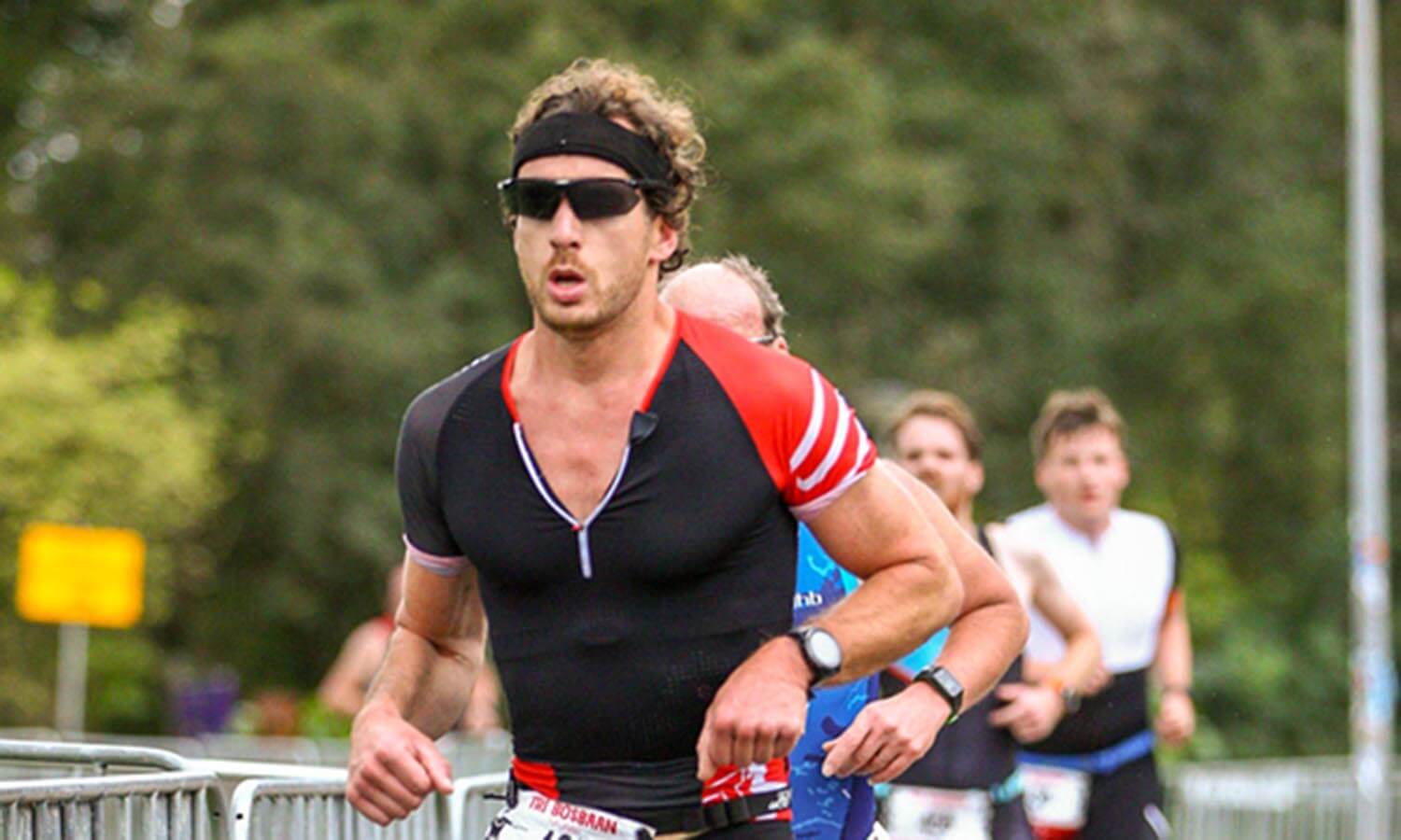 HOKA fan Frans running during his triathlon